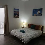 Apartment Large, Spacious 3 Bedroom Near The Sea St. Paul's Bay