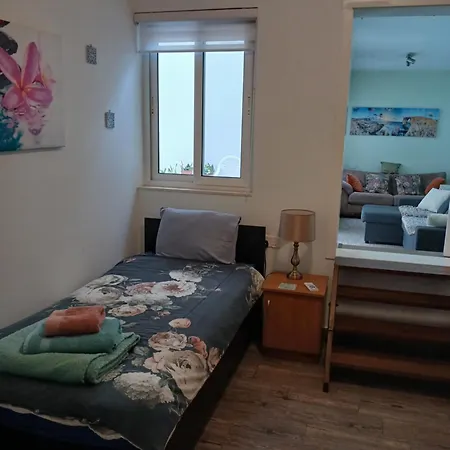 Large 3 Bedroom Near The Sea * 圣保罗湾城