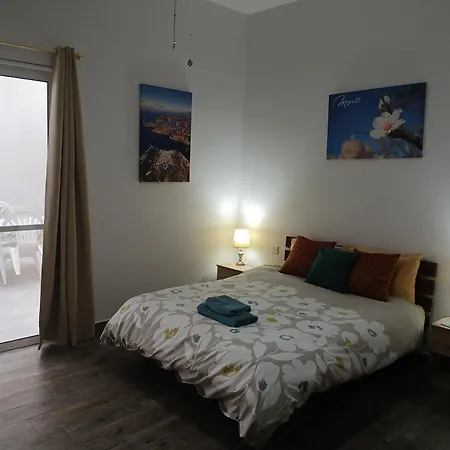 公寓 Large 3 Bedroom Near The Sea 圣保罗湾城