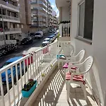 Apartment Large, Spacious 3 Bedroom Near The Sea St. Paul's Bay